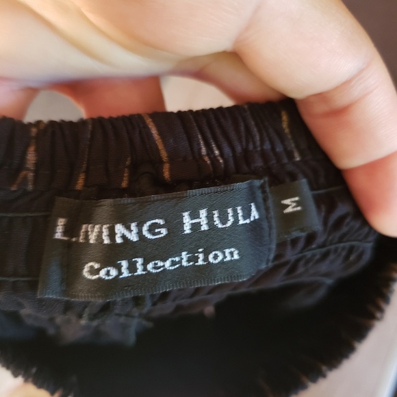 Bundle 2 living hula shorts - Picture 4 of 4